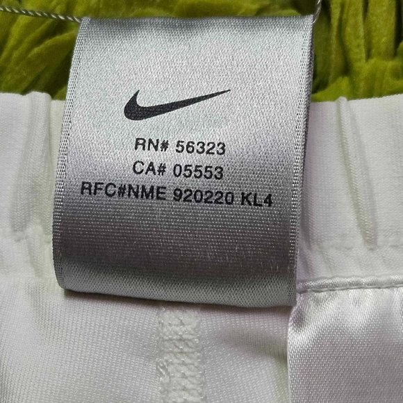 NWT Women’s White Nike Dri-Fit Skorts Size XL - Picture 7 of 16
